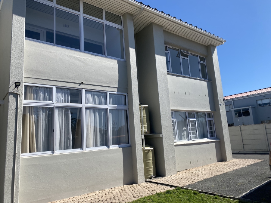 To Let 2 Bedroom Property for Rent in Tijgerhof Western Cape